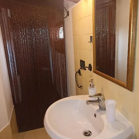 A&c Gold Diamond Апартаменты *