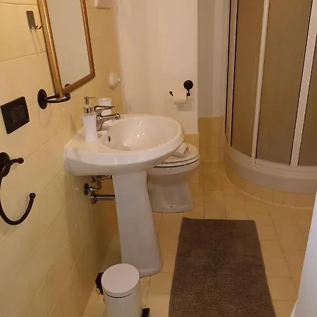 A&c Gold Diamond Апартаменты *